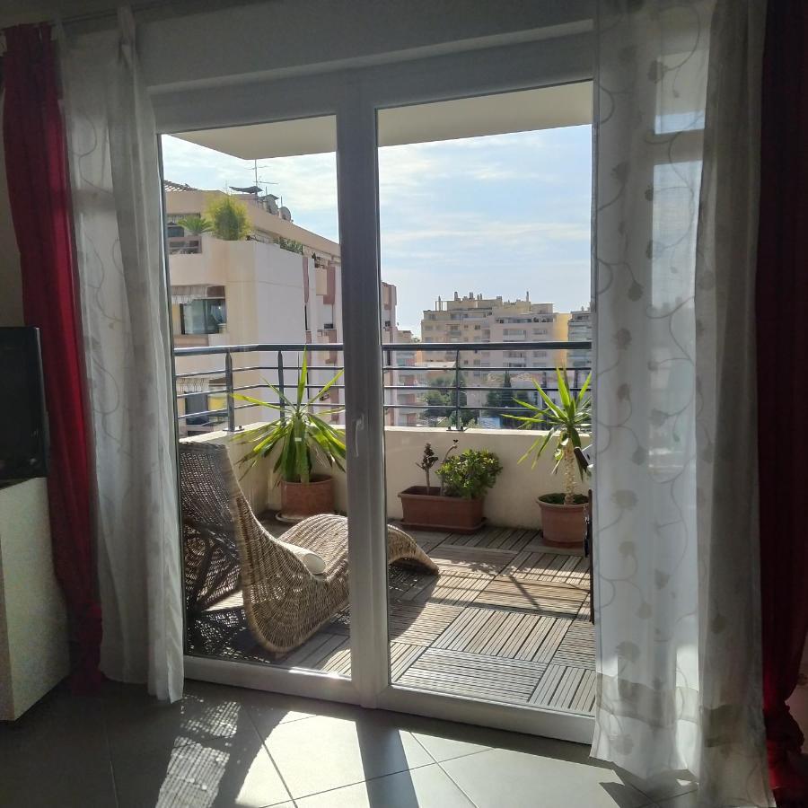 Park Apartment *