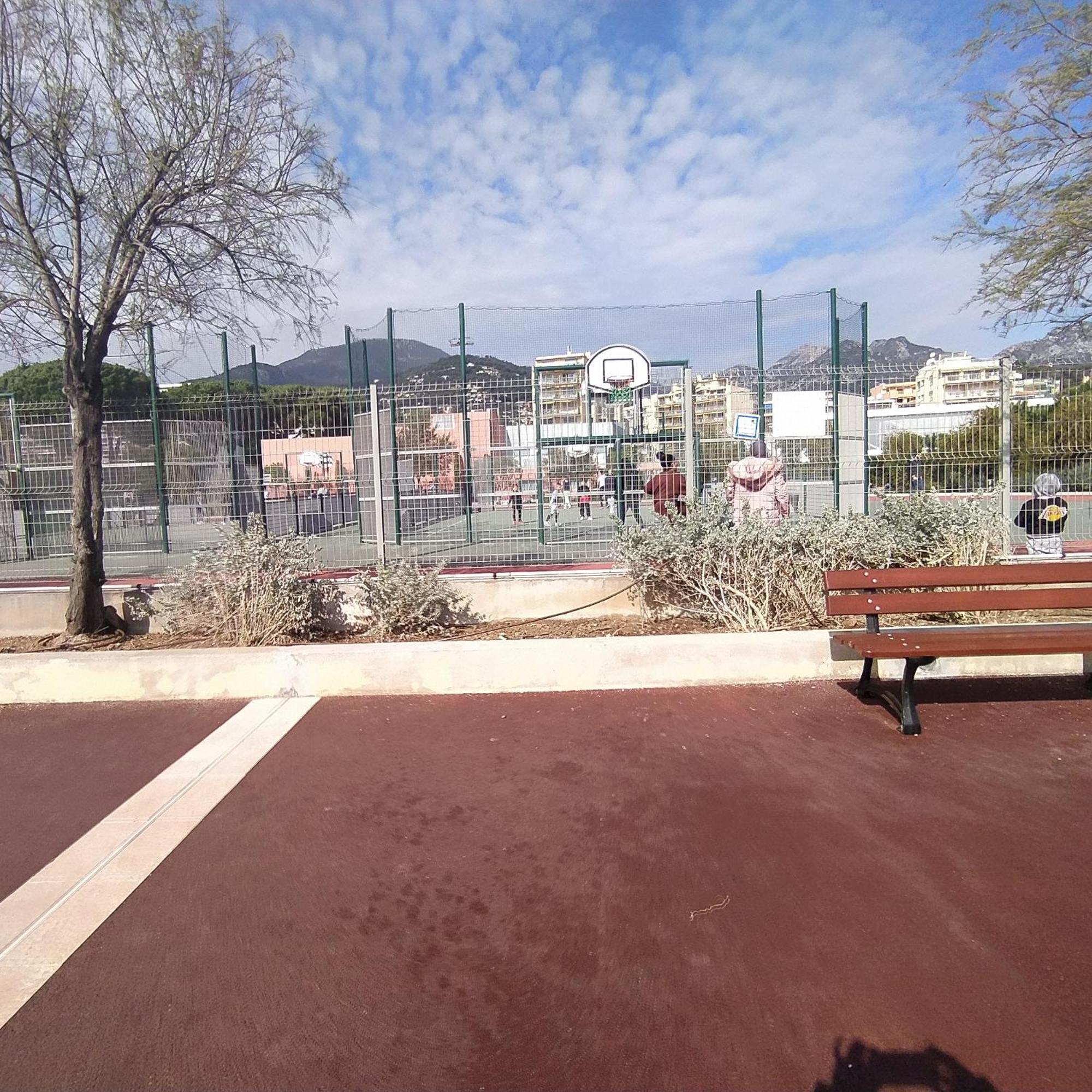 Park Apartment